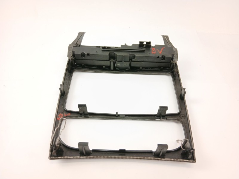 Recambio de consola central para mercedes-benz clase c (w203) c 220 cdi (203.006) referencia OEM IAM A2036807439  