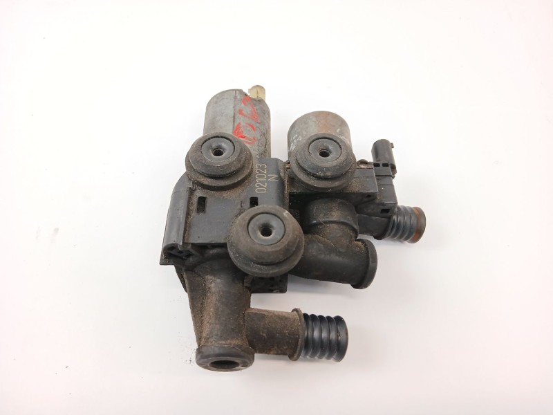 Recambio de valvula intercambio de calefaccion para bmw 3 compact (e46) 320 td referencia OEM IAM 64118369807  