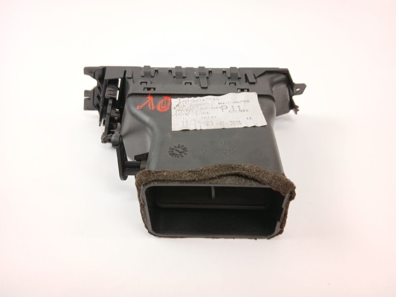 Recambio de rejilla del aire delantera derecha para bmw 3 (e90) 320 d referencia OEM IAM 6922634  