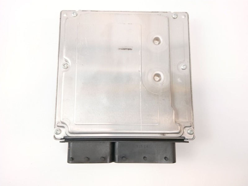 Recambio de centralita motor uce para bmw 3 (e90) 320 d referencia OEM IAM 7799855  