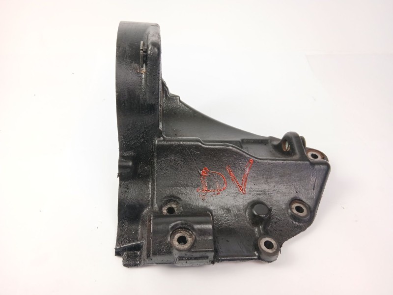 Recambio de soporte bomba inyeccion para citroën saxo (s0, s1) 1.5 d referencia OEM IAM   