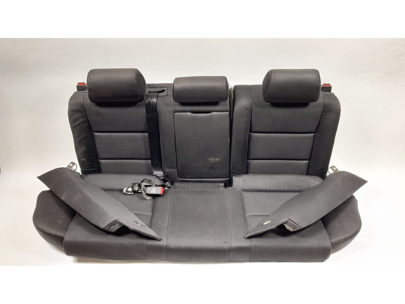 Recambio de asientos traseros para audi a4 avant (8e) 1.9 tdi referencia OEM IAM   