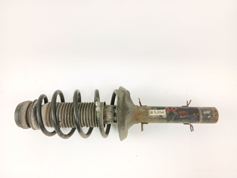 Recambio de amortiguador delantero derecho para skoda octavia berlina (1u2) 1.9 tdi referencia OEM IAM 1J0413031T  