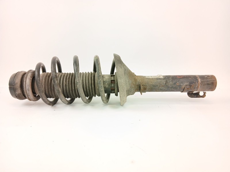 Recambio de amortiguador delantero derecho para skoda octavia berlina (1u2) 1.9 tdi referencia OEM IAM 1J0413031T  