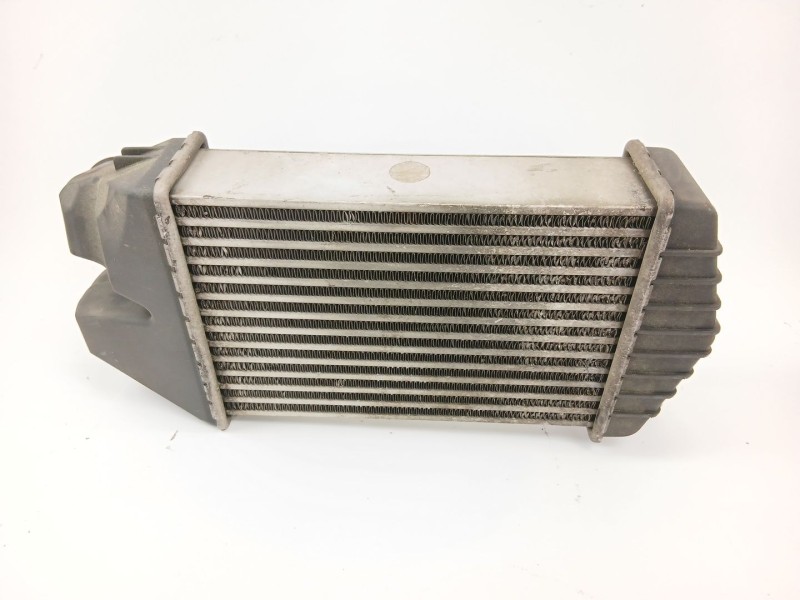 Recambio de intercooler para opel astra h gtc (a04) 1.9 cdti (l08) referencia OEM IAM 13213402  