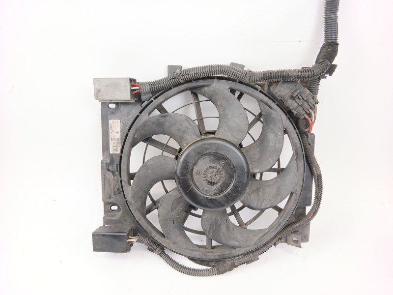 Recambio de electroventilador para opel astra h gtc (a04) 1.9 cdti (l08) referencia OEM IAM 13132559  