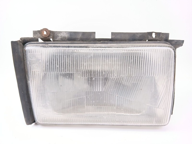 Recambio de faro derecho para seat 131 (131a) 2.4 diesel referencia OEM IAM   