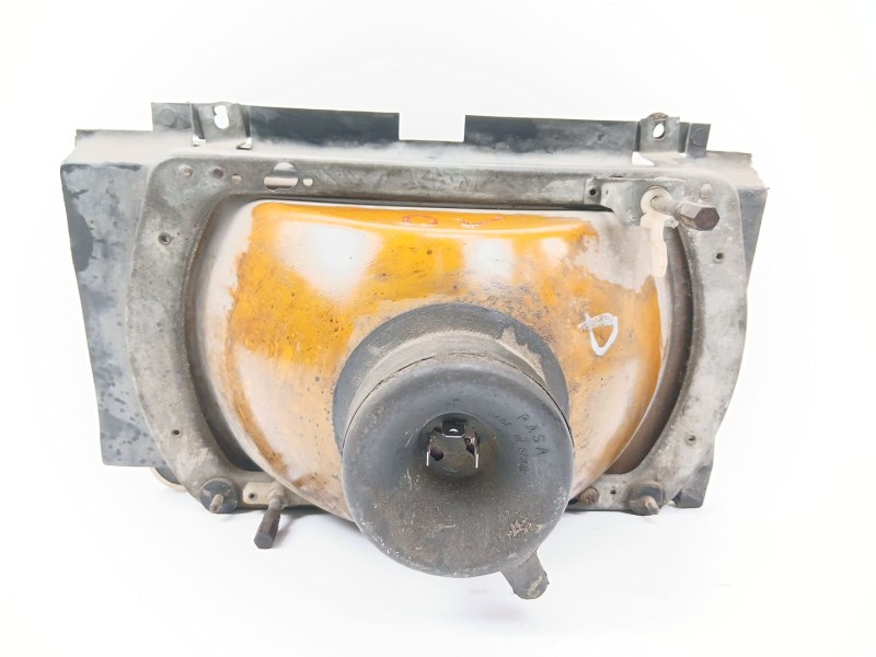 Recambio de faro derecho para seat 131 (131a) 2.4 diesel referencia OEM IAM   