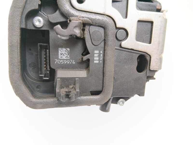 Recambio de cerradura puerta delantera derecha para bmw 3 (e90) 320 d referencia OEM IAM 7059974  