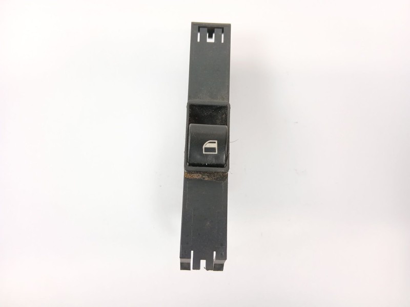Recambio de mando elevalunas delantero izquierdo para bmw 3 compact (e46) 320 td referencia OEM IAM 6902177  