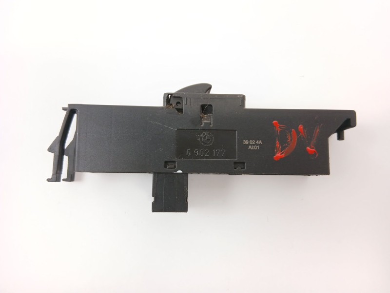 Recambio de mando elevalunas delantero izquierdo para bmw 3 compact (e46) 320 td referencia OEM IAM 6902177  