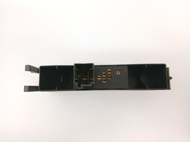Recambio de mando elevalunas delantero izquierdo para bmw 3 compact (e46) 320 td referencia OEM IAM 6902177  