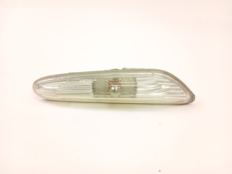 Recambio de piloto lateral izquierdo para bmw 3 (e90) 320 d referencia OEM IAM   