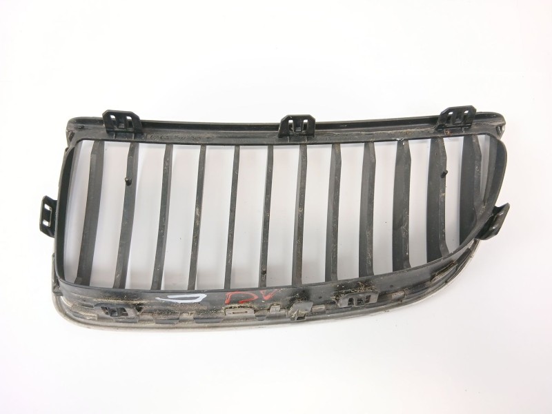Recambio de rejilla paragolpes derecha para bmw 3 (e90) 320 d referencia OEM IAM 7120008  