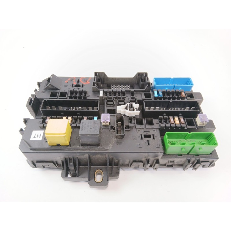 Recambio de caja reles / fusibles para opel astra h gtc (a04) 1.9 cdti (l08) referencia OEM IAM 13222173  