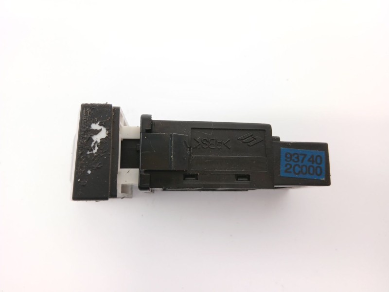 Recambio de boton antiniebla para hyundai coupe ii (gk) 1.6 16v referencia OEM IAM 937402C000  
