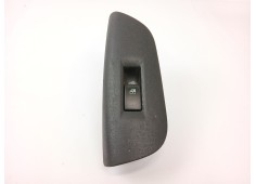 Recambio de mando elevalunas delantero derecho para hyundai coupe ii (gk) 1.6 16v referencia OEM IAM 935752C100   2