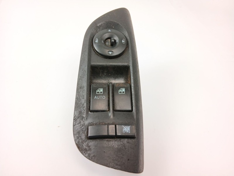 Recambio de mando elevalunas delantero izquierdo para hyundai coupe ii (gk) 1.6 16v referencia OEM IAM 935702C500  