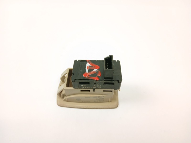 Recambio de mando elevalunas delantero derecho para bmw 3 (e90) 320 d referencia OEM IAM 6945876  
