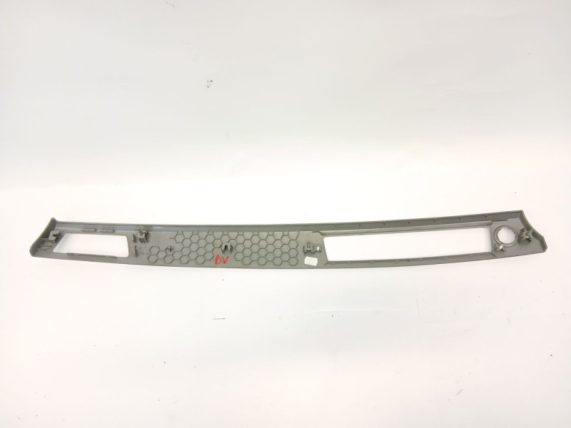 Recambio de moldura para bmw 3 (e90) 320 d referencia OEM IAM 7132845  