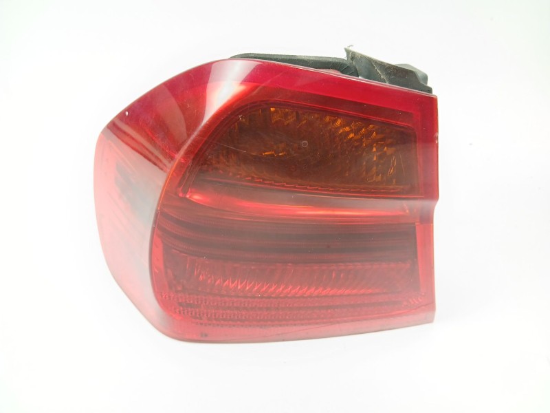 Recambio de piloto trasero izquierdo para bmw 3 (e90) 320 d referencia OEM IAM 6937457  