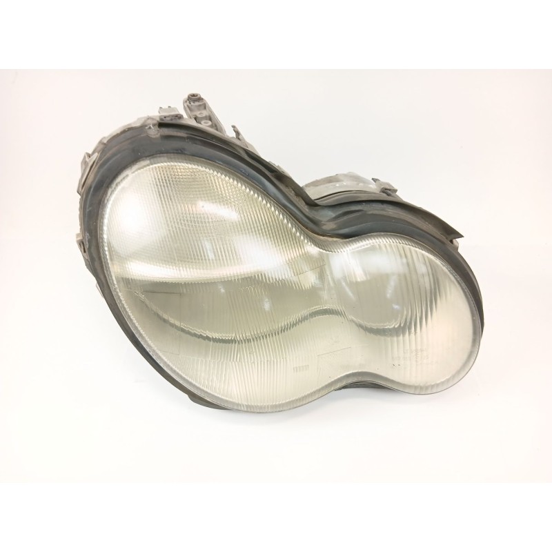Recambio de faro derecho para mercedes-benz clase c (w203) c 220 cdi (203.006) referencia OEM IAM 0301166202  
