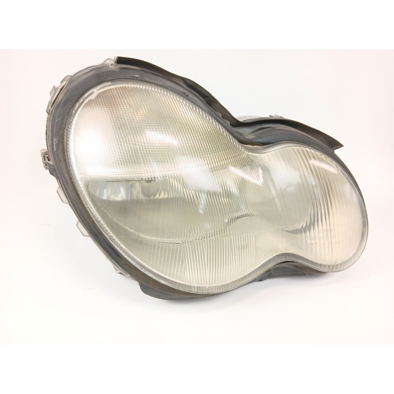 Recambio de faro derecho para mercedes-benz clase c (w203) c 220 cdi (203.006) referencia OEM IAM 0301166202  