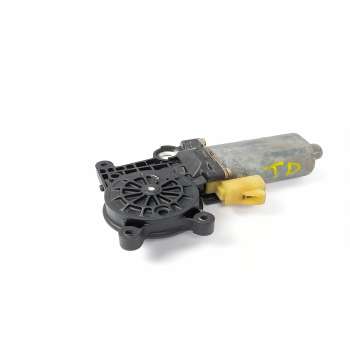 MOTOR ELEVALUNAS TRASERO DERECHO 9137041093 119016100 