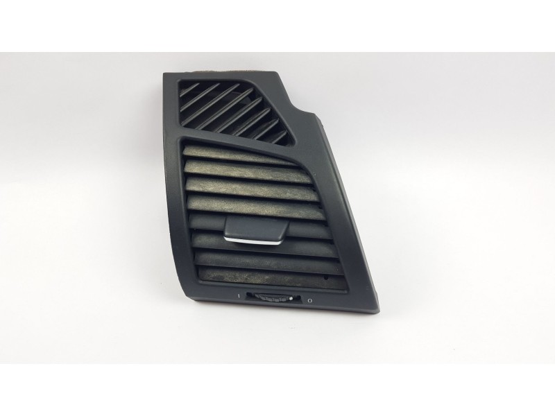 Recambio de rejilla del aire delantera derecha para bmw serie 1 berlina (e81/e87) 120d referencia OEM IAM 705918812  