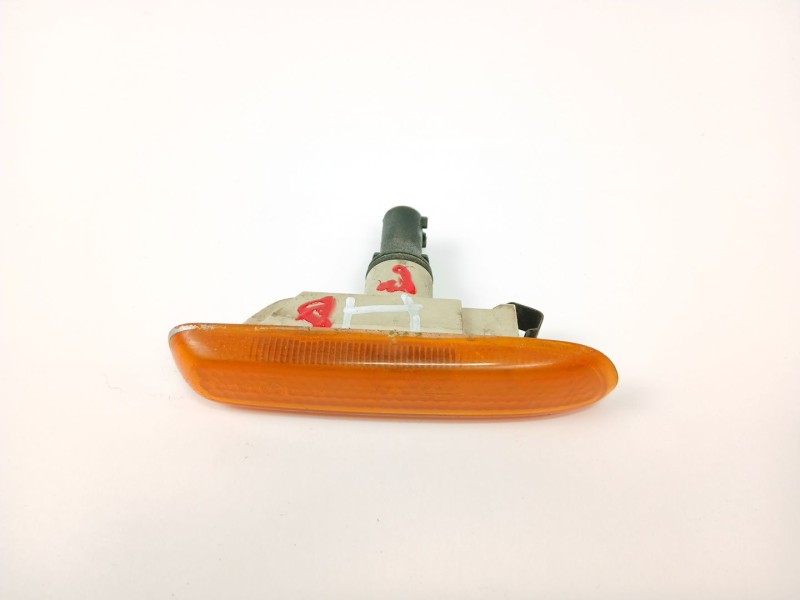 Recambio de piloto lateral izquierdo para bmw 3 (e46) 320 i referencia OEM IAM   