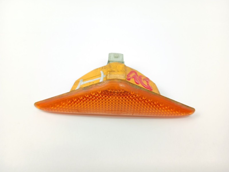Recambio de piloto lateral izquierdo para ford focus i (daw, dbw) 1.8 tdci referencia OEM IAM   