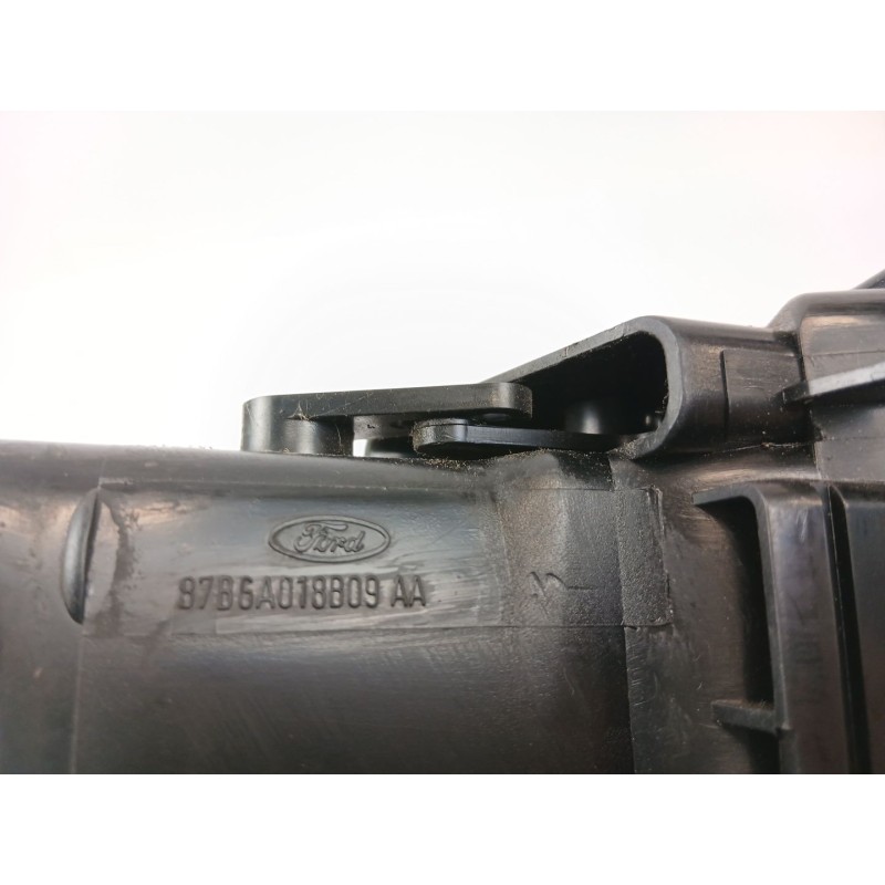 Recambio de rejilla aireadora para ford sierra ii (gbg, gb4) 2.0 i referencia OEM IAM 87BGA018B09AA  