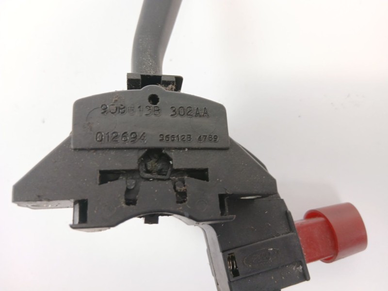 Recambio de mando intermitentes para ford sierra ii (gbg, gb4) 2.0 i referencia OEM IAM 90BG13B  