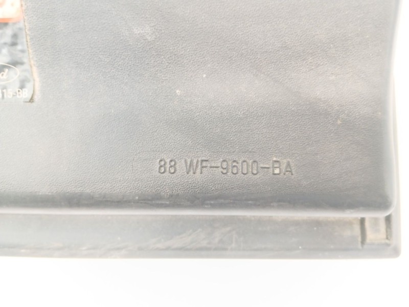 Recambio de filtro aire para ford sierra ii (gbg, gb4) 2.0 i referencia OEM IAM 88WF9600BA  