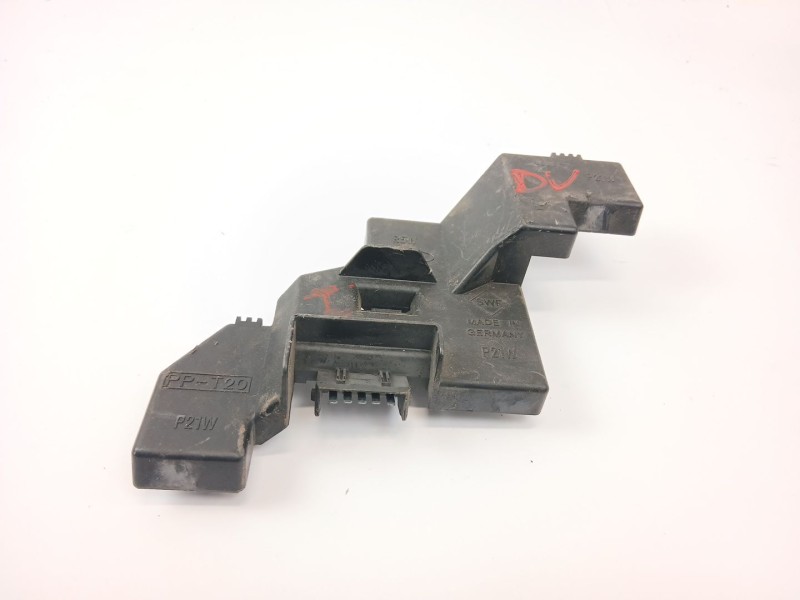 Recambio de portalamparas para ford ka (rb_) 1.3 i referencia OEM IAM 97KG13N004BA  