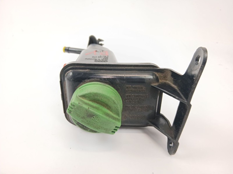 Recambio de deposito liquido direccion para audi a4 b6 (8e2) 2.5 tdi referencia OEM IAM 8E0422373  
