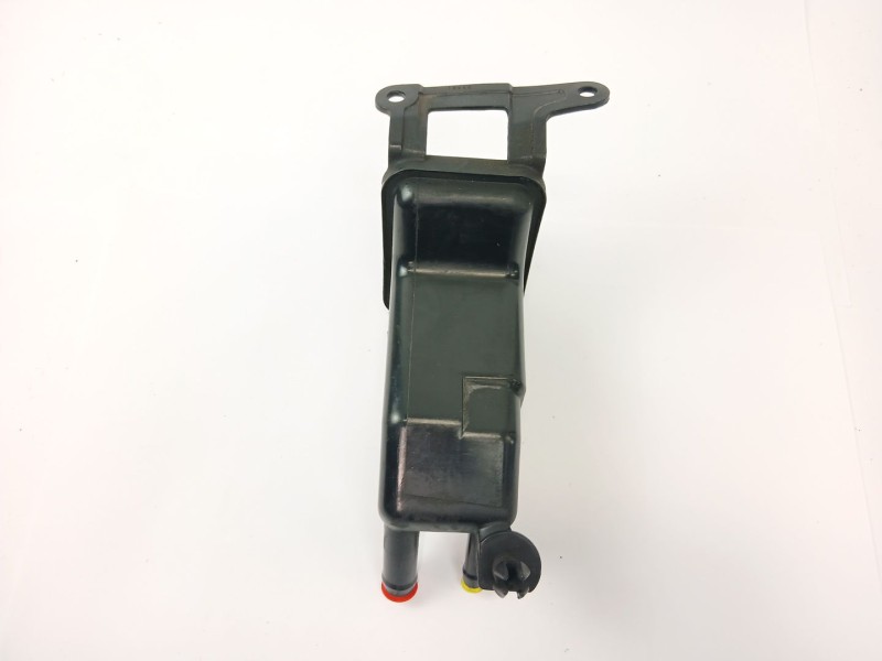 Recambio de deposito liquido direccion para audi a4 b6 (8e2) 2.5 tdi referencia OEM IAM 8E0422373  