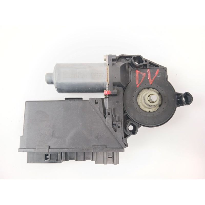 Recambio de motor elevalunas delantero derecho para audi a4 b6 (8e2) 2.5 tdi referencia OEM IAM 8E19598028  