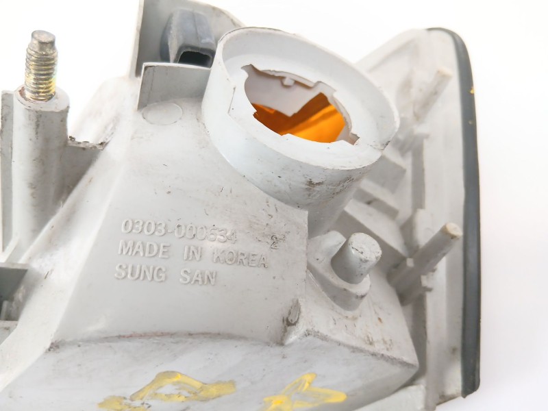 Recambio de piloto delantero derecho para daewoo aranos 2.0 referencia OEM IAM 0303000634  