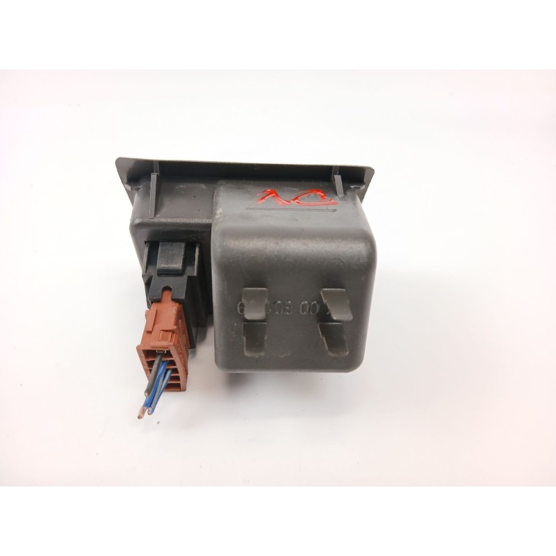 Recambio de boton antiniebla para renault clio i (b/c57_, 5/357_) 1.9 d referencia OEM IAM 7700801139  