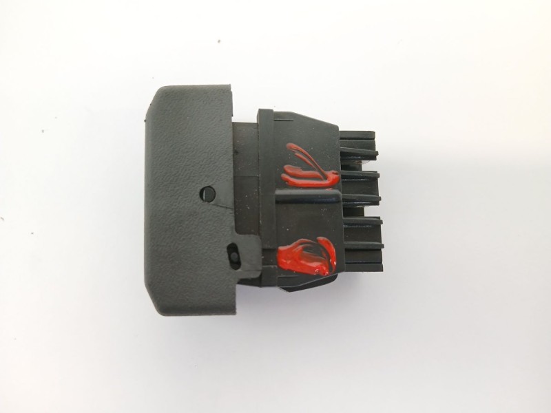 Recambio de boton antiniebla para renault clio i (b/c57_, 5/357_) 1.9 d referencia OEM IAM   