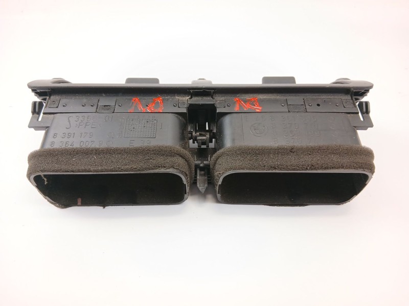 Recambio de rejilla del aire delantera central para bmw 3 (e46) 320 i referencia OEM IAM 8391179  