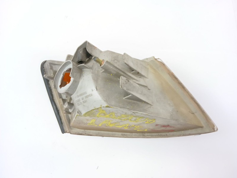 Recambio de piloto delantero izquierdo para daewoo aranos 2.0 referencia OEM IAM 0303000633  
