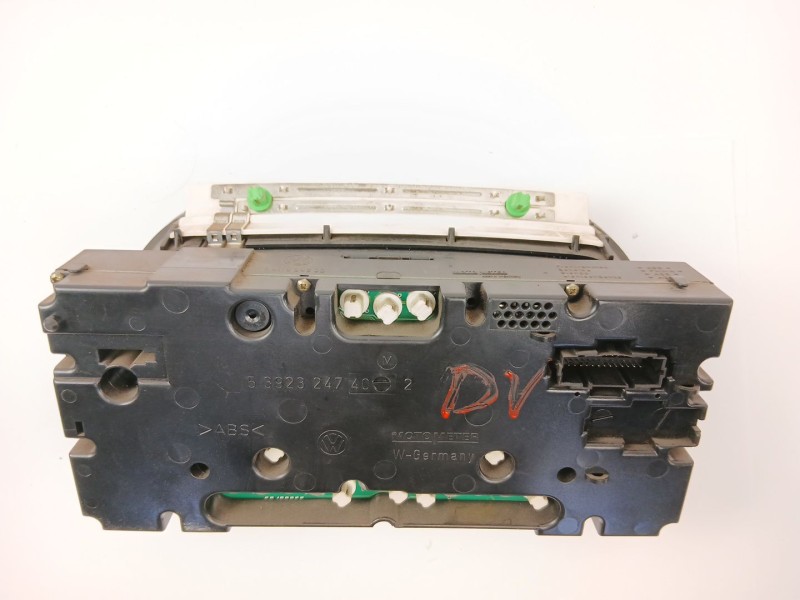 Recambio de cuadro instrumentos para volkswagen golf iii cabriolet (1e7) 2.0 referencia OEM IAM 5411004600  