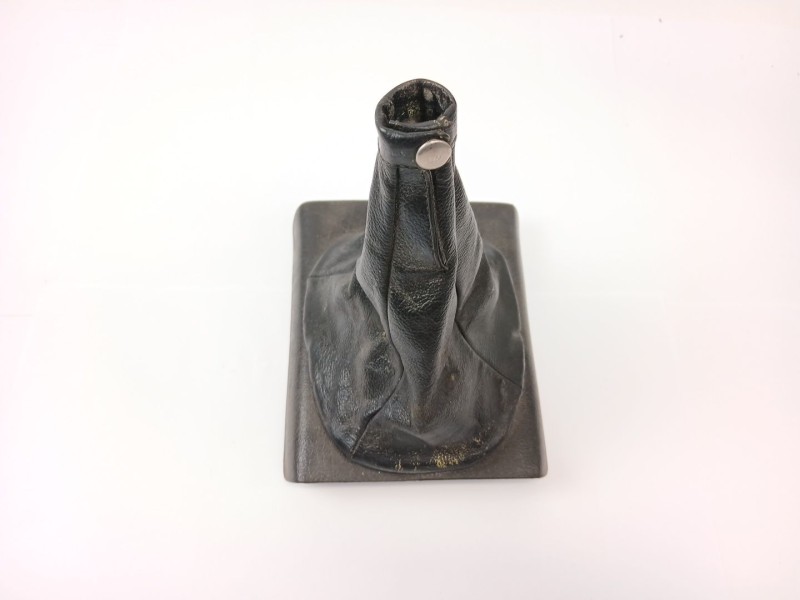 Recambio de guarnecidos palanca cambio para volkswagen golf iii cabriolet (1e7) 2.0 referencia OEM IAM   