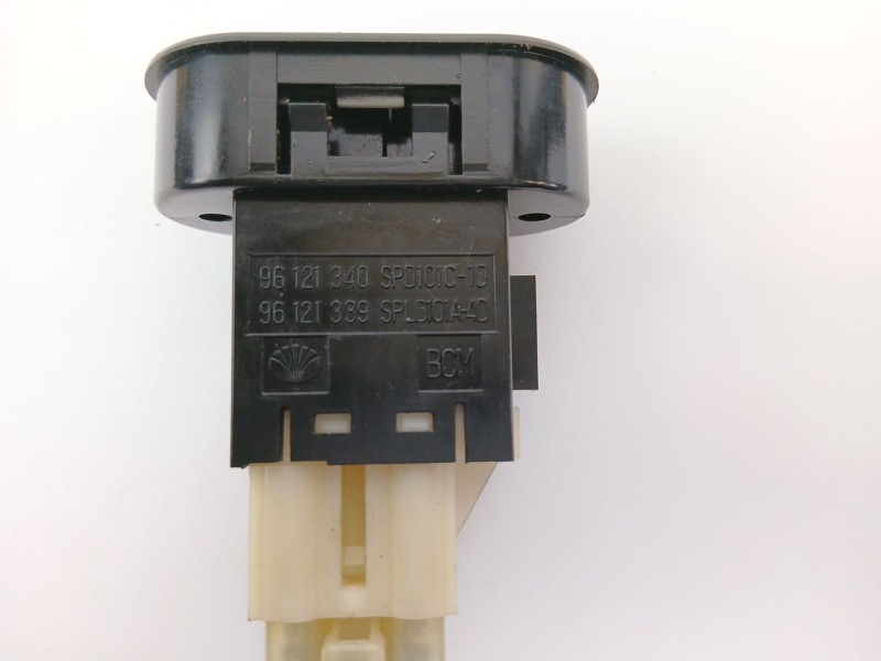 Recambio de boton luneta termica para daewoo aranos 2.0 referencia OEM IAM 96121340  