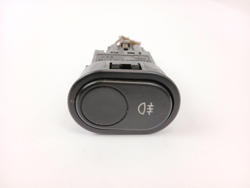 Recambio de boton antiniebla para daewoo aranos 2.0 referencia OEM IAM 96083255  