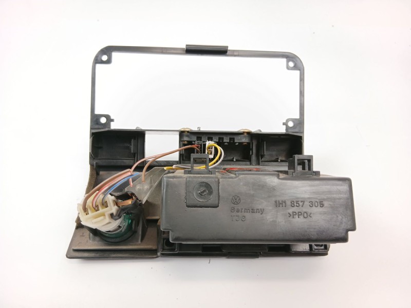 Recambio de cenicero para volkswagen golf iii cabriolet (1e7) 2.0 referencia OEM IAM 1H1857305  