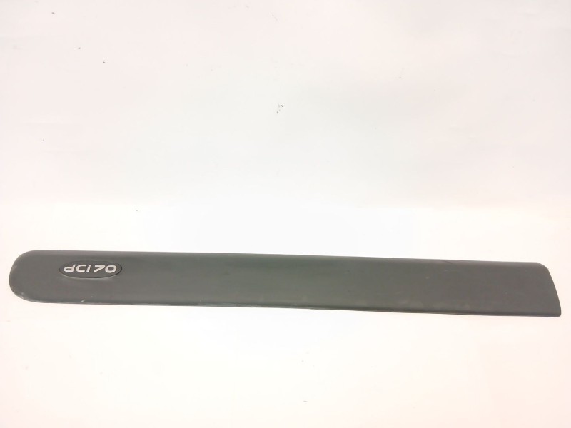 Recambio de moldura para renault kangoo express (fc0/1_) 1.5 dci (fc07, fc1r) referencia OEM IAM 8200038176  