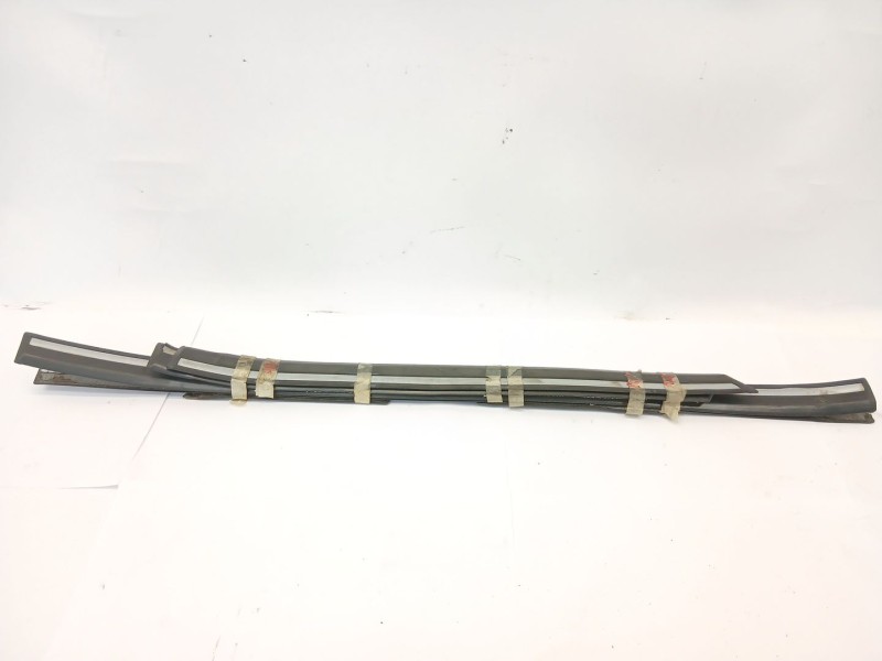 Recambio de kit molduras para ford sierra ii (gbg, gb4) 2.0 i referencia OEM IAM   